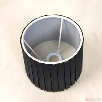 Tienidlo okrúhle riasené (čierne) - 1