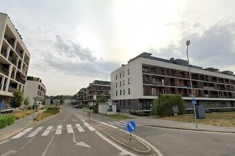 PRENÁJOM – priestranný 2 iz byt v Petržalke s parkingom