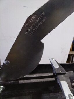 Predám lamačku parkiet