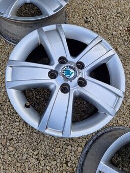 5x112 r15, Škoda Octavia 2