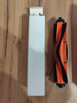 Predám hlavnú kefu xiaomi Roborock S5