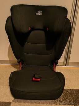 Britax Römer Kidfix III M Cosmos Black autosedačka 15-36 kg