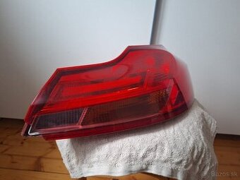 Pravé zadné svetlo Opel Insignia