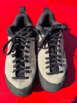 Predám tenisky fiveten