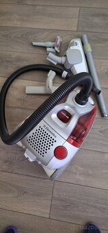 Vysávač electrolux cycloneXL