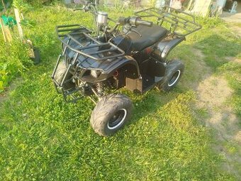 Štvorkolka 1200 w top stav ako nová