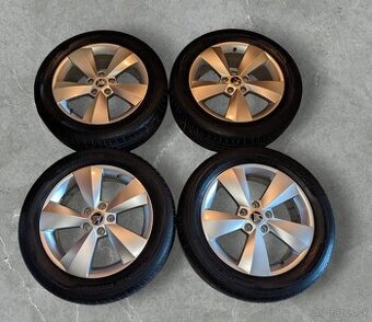 Elektrony Skoda Karoq 17 5x112 215/55/17