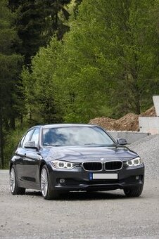 BMW F30