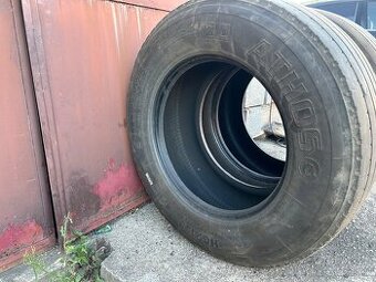 Vodiaca pneu 385/55 r22,5 (predná)
