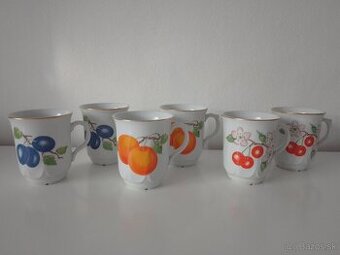 celá sada 12 € hrnčeky Czechoslovakia