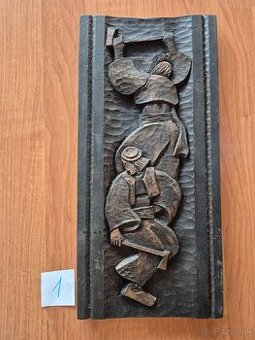 Retro plastiky na stenu