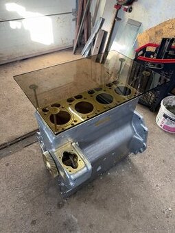 Predám stôl z bloku motora