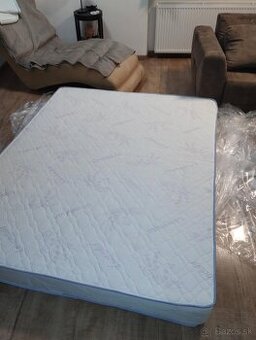 Levanduľový nový matrac