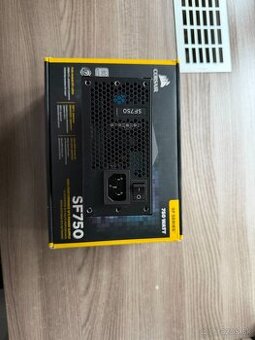 Corsair 750SF 750W