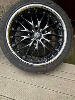 5x112 r18, 235/40 letne