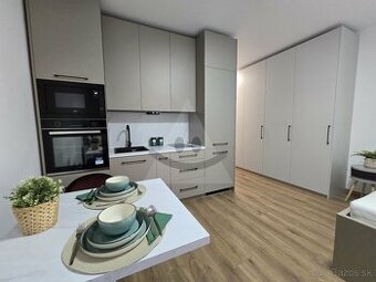 EXKLUZÍVNE U NÁS Na prenájom nadštandardná garsónka