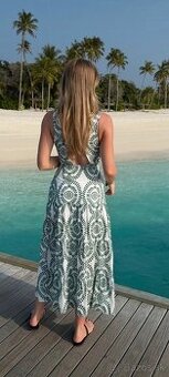 Zara vyšívané šaty XS