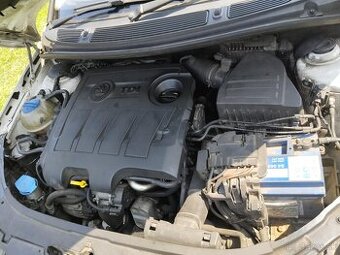 1.6 tdi vstrek, trysky, hlava, blok, agregat, motor, škoda