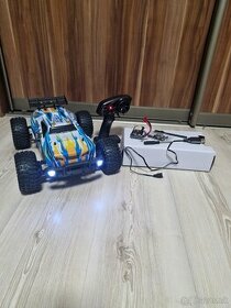 Holyton 1:10 Large High Speed Remote Control Car with LED Sh - 1