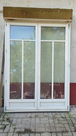 Použité dvojkrídlové plastové balkónové dvere