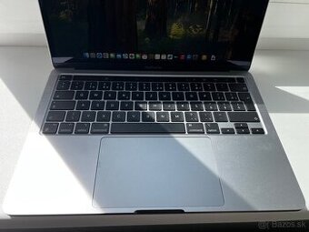 MacBook Pro 13,3" M1 ako nový
