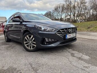 hyundai i30 cw combi 1,6 crdi nafta r.v. 9/2020