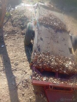 Predám doma robený plaťák na drevo za traktor alebo malotrak