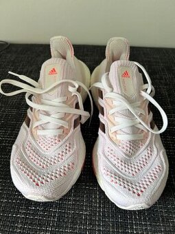 Tenisky Adidas na behanie 38,5