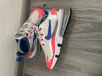 nike react 270 - 1