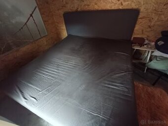 Posteľ Ikea s moto matracov s konskými vlasmi