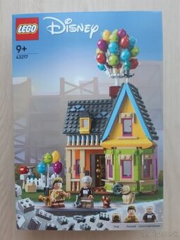 Predám LEGO Disney 43217 Domček z filmu Hore