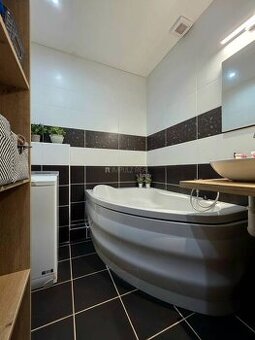 3i, 80m2+ LO, pôvodne 4i, Ťahanovce, Havanská, rekonštr., z