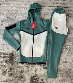 Nike Tech Fleece Zelené