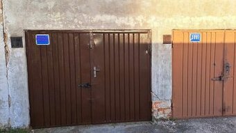 Predám suchú peknú veľkú garáž KE Juh Jarmočná ul. po rekonš