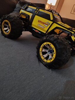 Traxxas Summit 1/8 XL MAXX verzia