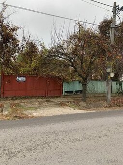 stavebný pozemok v obci Komoča okr.Nové Zámky - 1