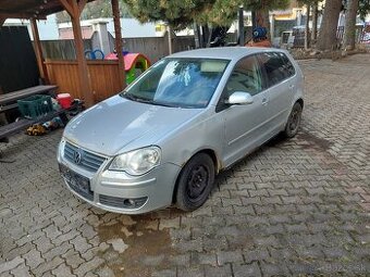 VW Polo 1,4 benzín automat
