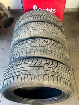 215/55 R17 zimné pneu