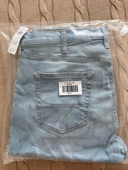 Nové zabalené rifle - Hollister Skinny W38 L32