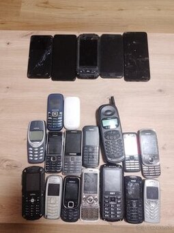 Predám staré telefóny, mobily