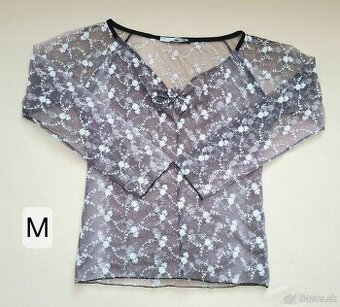 Čipkovaná blúzka M