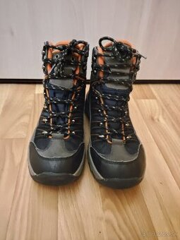 Zimné topanky Outdoorové - zn.Highland Creek 39 - 20 Eur