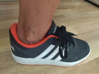 Tenisky Adidas  12€
