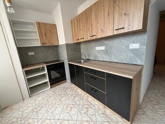 Prenajom 2 izbovy byt na Strede