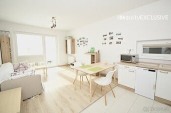 Predaj 3i byt s balkónom v uzatvorenom areáli, Rajka