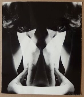 Petr Jero - fotografie, razítka, popisky.