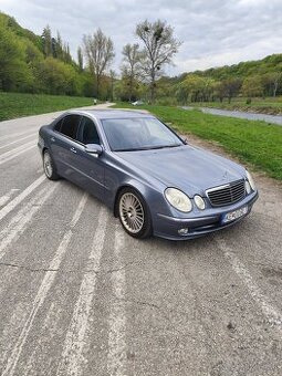 Mercedes E320i 4matic