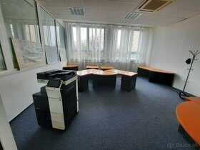 Sťahovanie kancelárskych priestorov pre firmy a inštitúcie