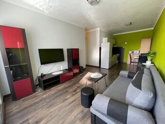Prenajom zariadený 2 izbový byt s parkovacím miestom