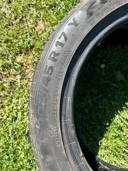 Pneu Continental 225/45 R17